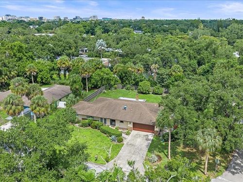 2499 Hillview St, SARASOTA, FL, 34239-3034 | Card Image