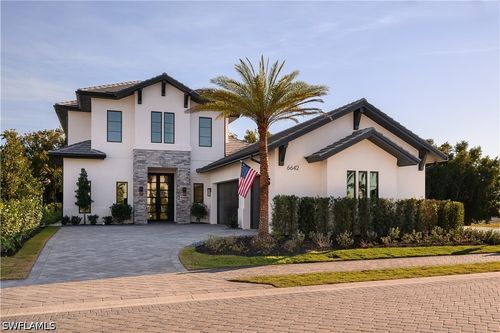 6642 Palisades Ave, NAPLES, FL, 34109-6906 | Card Image