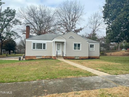 1613 Belmeade Dr, Kingsport, TN, 37664-2257 | Card Image