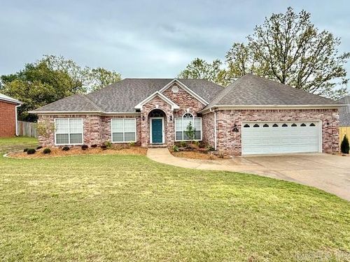 38 Ouachita Drive, Maumelle, AR, 72113 | Card Image