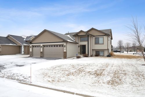 650 Olive St, Arlington, MN, 55307-4590 | Card Image