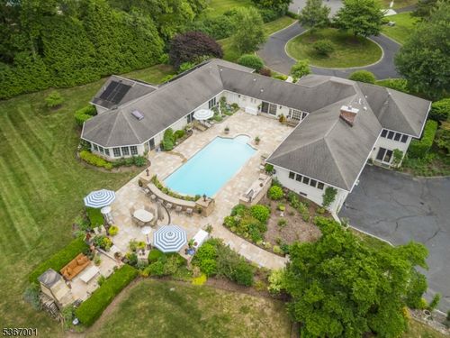 6 Lenape Trl, Peapack, NJ, 07977-5013 | Card Image