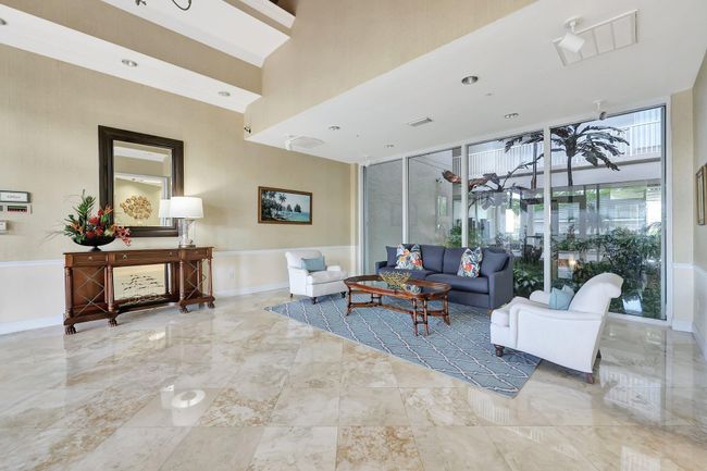 APT-1404 - 5049 N Highway A1a, Condo with 3 bedrooms, 2 bathrooms and null parking in Hutchinson Island FL | Image 56