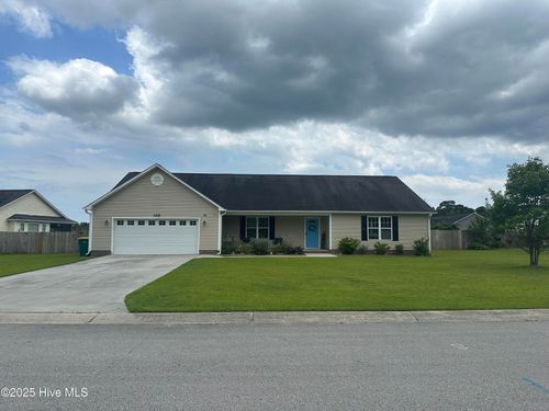 105 Blue Haven Dr, Hubert, NC, 28539-4138 | Card Image