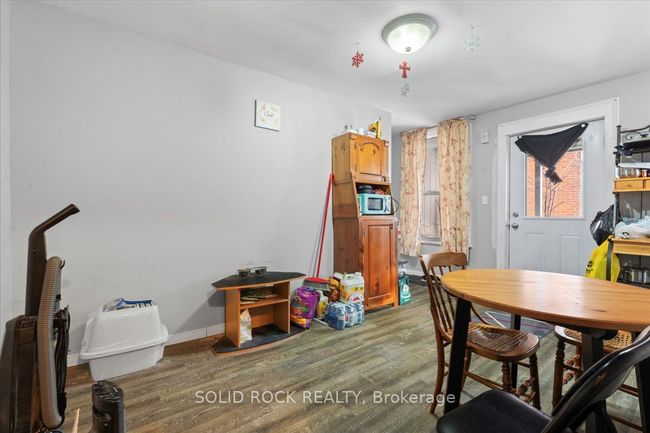 308 Victoria St N, Home with 4 bedrooms, 3 bathrooms and 3 parking in Tweed ON | Image 7