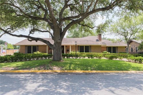 1401 Larkspur Ave, McAllen, TX, 78501-3846 | Card Image