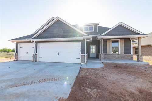5701 Bixby Creek Dr, Mustang, OK, 73064 | Card Image