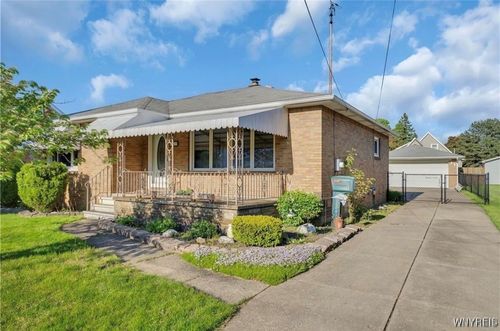 85 Warsaw St, Cheektowaga, NY, 14206-1946 | Card Image