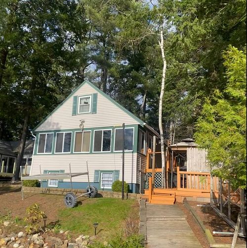 130 Williamson Road, Manchester, ME, 04351 | Card Image