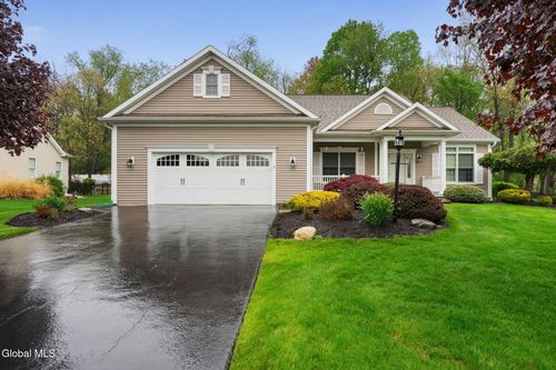 5 Brighton Dr, Clifton Park, NY, 12065-6831 | Card Image