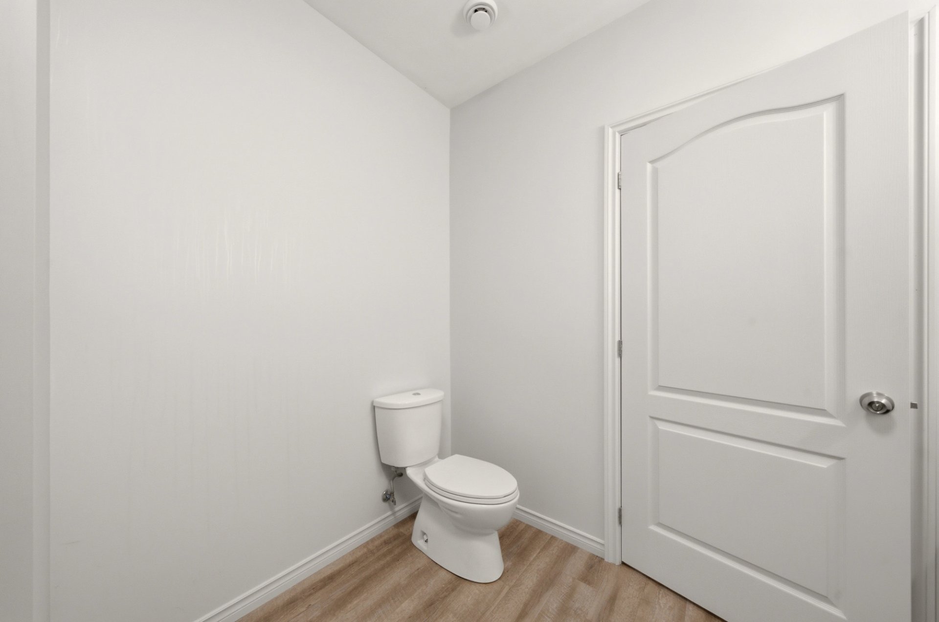 Residential in Saint-Denis-de-Brompton 3