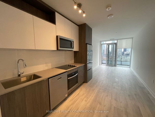 PH1948 - 121 Lower Sherbourne St, Condo with 2 bedrooms, 2 bathrooms and 1 parking in Toronto ON | Image 3