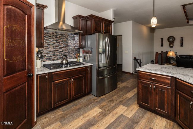 2467 Labrador Dr, House other with 4 bedrooms, 3 bathrooms and null parking in Mandan ND | Image 14