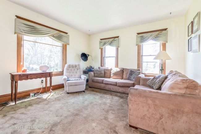 5S606 Davis Rd, House other with 4 bedrooms, 2 bathrooms and 5 parking in Big Rock IL | Image 7