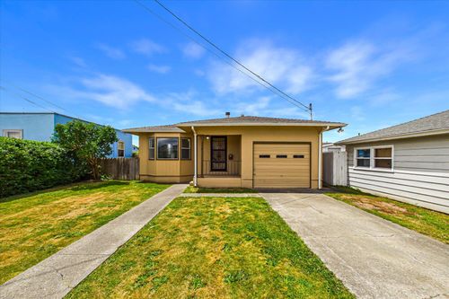 430 S 16th St, Fortuna, CA, 95540-2619 | Card Image
