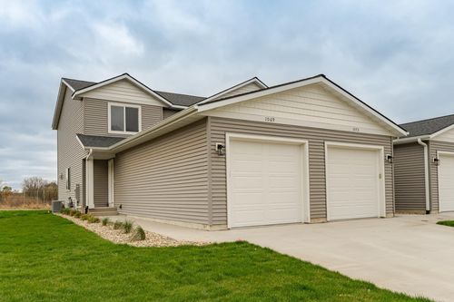 1069 Century Hills Ln Ne, Rochester, MN, 55906 | Card Image