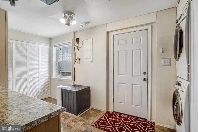 5901 Wivenhoe Ct, House other with 5 bedrooms, 3 bathrooms and null parking in ALEXANDRIA VA | Image 32