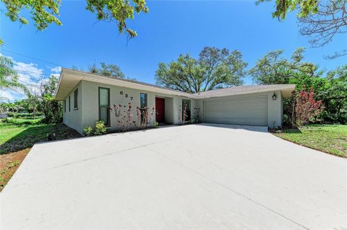 627 Alligator Dr, Venice, FL, 34293-5770 | Card Image