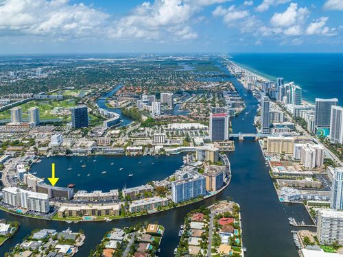 10-400 Golden Isles Dr, Hallandale Beach, FL, 33009-7504 | Card Image