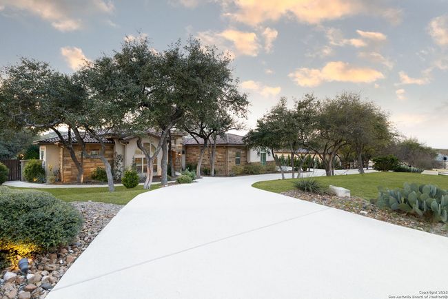 23119 Edens Cyn, House other with 5 bedrooms, 4 bathrooms and null parking in San Antonio TX | Image 5