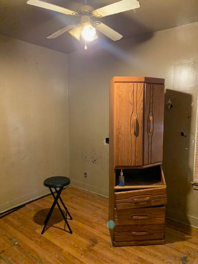 2321 Concord St, House other with 3 bedrooms, 2 bathrooms and null parking in Flint MI | Image 4