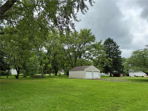 5124 Brunswick Dr, Vienna, OH, 44473-9626 | Card Image