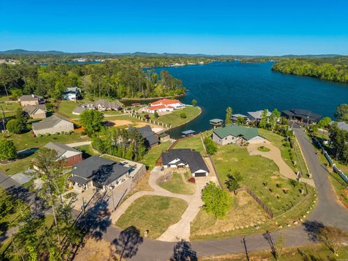 131 S Lakeland Pt, Hot Springs, AR, 71913-7608 | Card Image