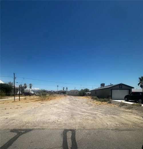 1868 El Dorado Drive, Bullhead City, AZ, 86442 | Card Image