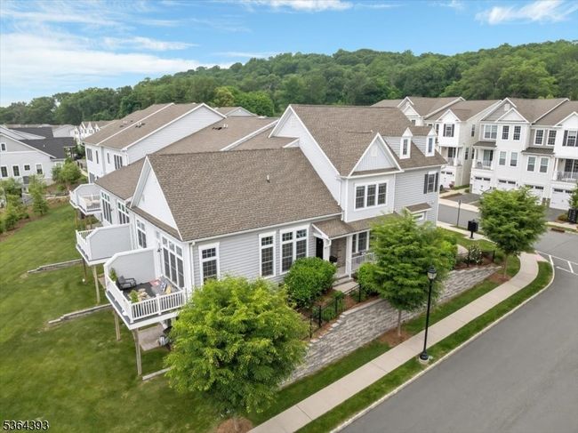 69 Aspen Dr, Townhouse with 4 bedrooms, 4 bathrooms and null parking in Cedar Grove NJ | Image 34