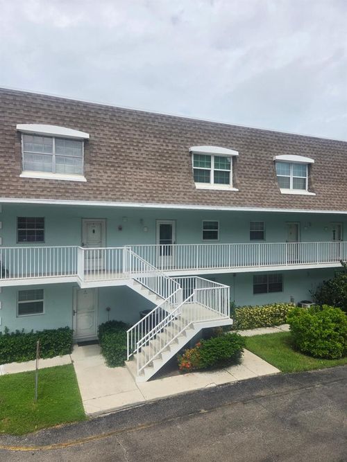 apt-b207-1901 Indian River Blvd, Vero Beach, FL, 32960-5249 | Card Image