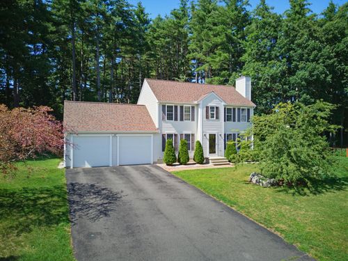 4 Danville Cir, Merrimack, NH, 03054-4759 | Card Image