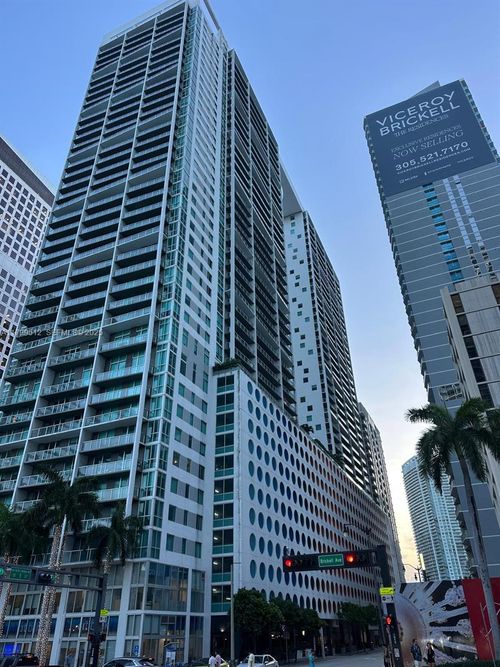 apt-1907-500 Brickell Ave, Miami, FL, 33131-2580 | Card Image