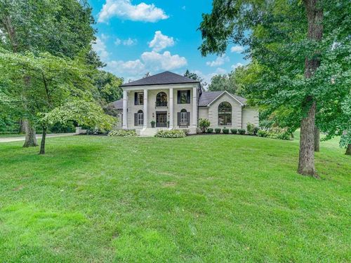 2072 Quail Run Dr, Bowling Green, KY, 42104-3831 | Card Image