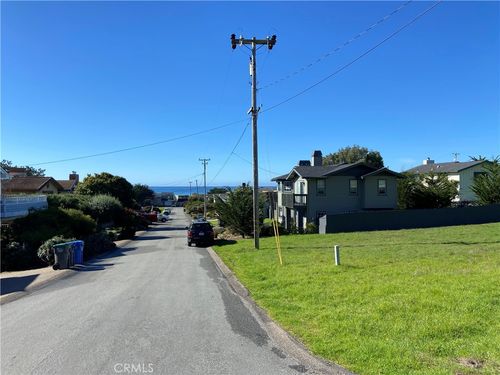 395 Ivar St, Cambria, CA, 93428-4456 | Card Image