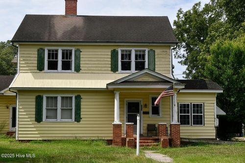 205 S King St, Windsor, NC, 27983-6717 | Card Image