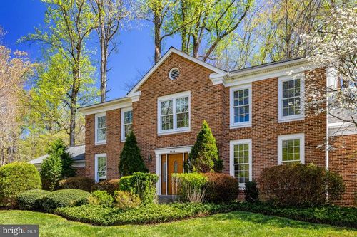 6516 Anna Maria Ct, MCLEAN, VA, 22101-1601 | Card Image