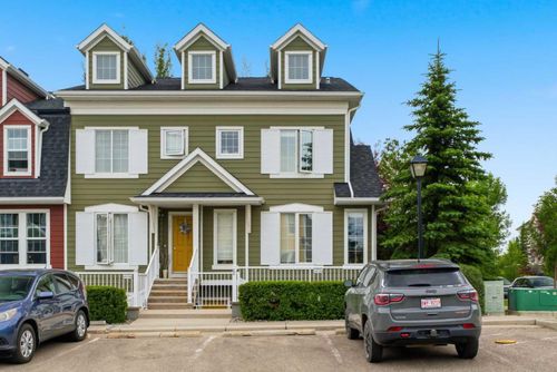 550 Mckenzie Towne Close Se, Calgary, AB, T2Z1A8 | Card Image