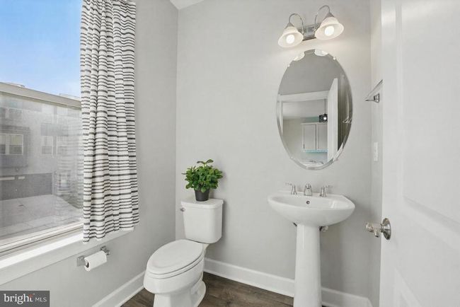 9870 Buchanan Loop, Townhouse with 4 bedrooms, 4 bathrooms and null parking in MANASSAS VA | Image 5