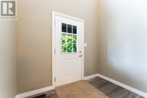 8-343 Huron St, Woodstock, ON, N4S7A5 | Card Image