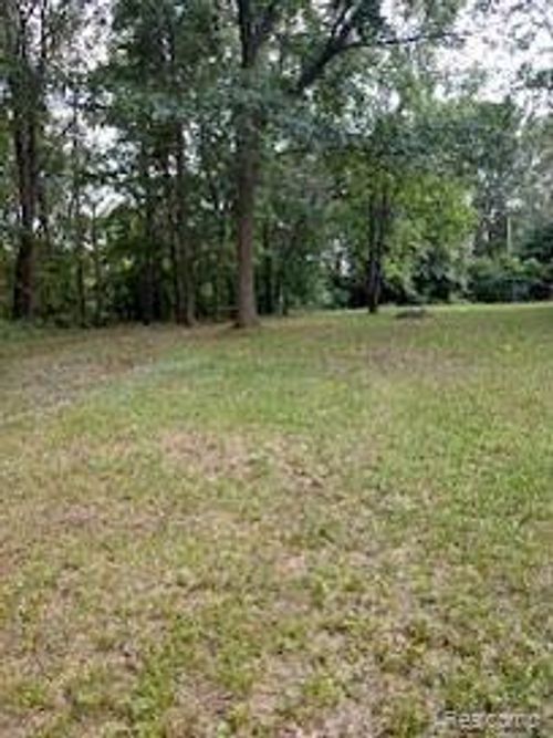 VL Lot 198 Manila Court, Waterford Charter Township, MI, 48329 | Card Image