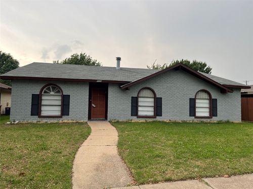 5509 Kerry Ln, Garland, TX, 75043-6443 | Card Image