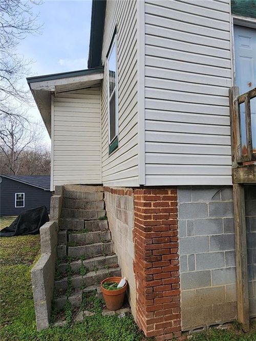 229 Walker St, JACKSON, GA, 30233-1917 | Card Image