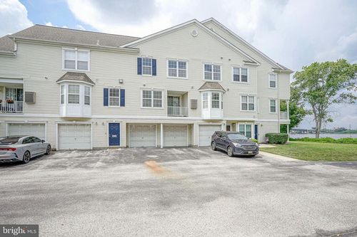 6008 Riverfront Dr, PALMYRA, NJ, 08065-2147 | Card Image