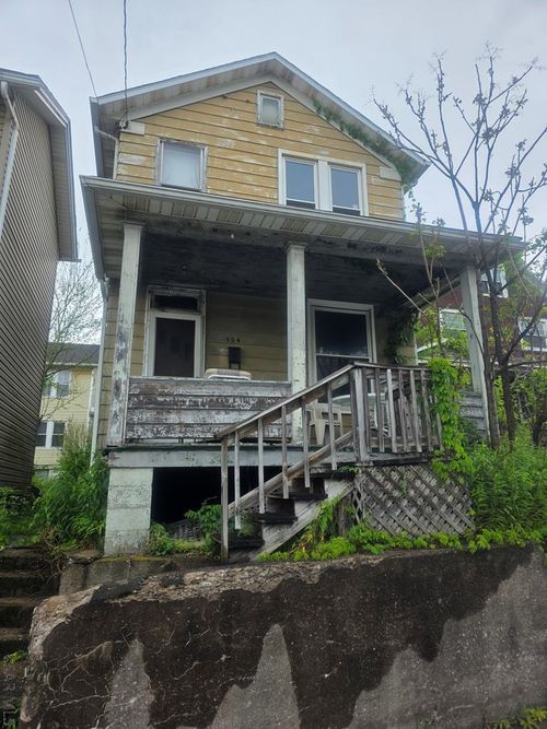 154 2nd St, Conemaugh, PA, 15909-1864 | Card Image