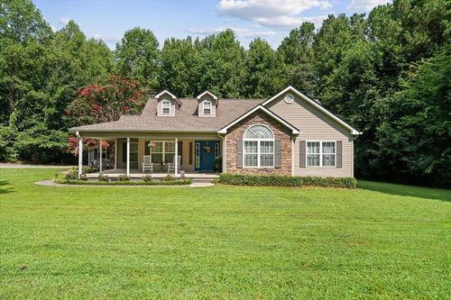 684 Ellis Cir, Chatsworth, GA, 30705-7411 | Card Image