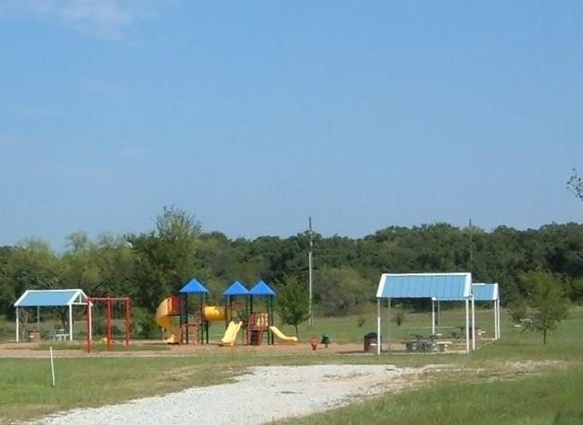 Lot 6 Hastings Dr, Home with 0 bedrooms, 0 bathrooms and null parking in Bridgeport TX | Image 5