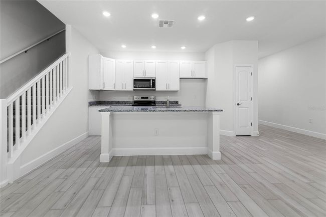 561 Coronado Cove Rd, Townhouse with 3 bedrooms, 3 bathrooms and null parking in New Smyrna Beach FL | Image 10