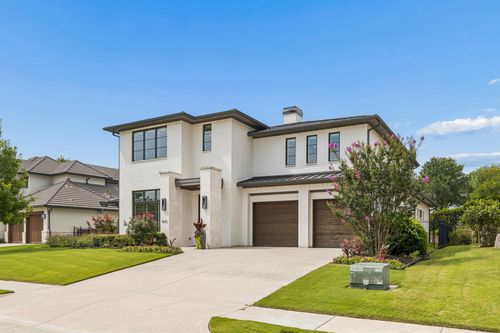 8605 Colina Ter, Benbrook, TX, 76126-1015 | Card Image