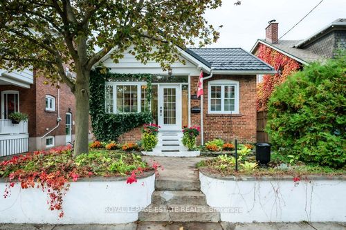 314 Scarborough Rd, Toronto, ON, M4E3M8 | Card Image