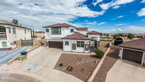380 Emerald Park Dr, Horizon City, TX, 79928-6560 | Card Image